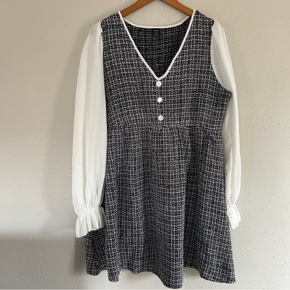 🦋 SHEIN White Grey Black Long Sleeve Mini Dress Large - Picture 1 of 9
